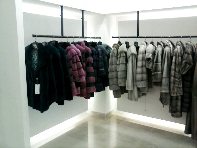 Luxor Furs - Paralia, Katerini Showroom
